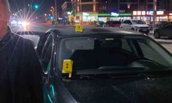 Otomobile Yorgun Mermi Isabet Etti, Yolcular Korku Dolu Anlar Yaşadı