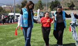 Özel Öğrenciler, Otizm Farkındalık Günü'nde Futbol Sahasında Buluştu