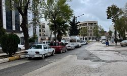 Refüj Kenarına Park Edilen Araçlar Tepki Topluyor