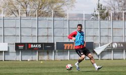 Rey Manaj, Sivasspor ile idmanlara döndü