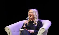 Saba Tümer, Çekmecem'de Kitap Var Etkinliğinde Konuştu