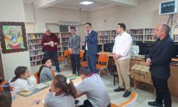 Sarıgöl'de Kütüphane Haftası'nda Öğrencilerle Birlikte Kitap Okuma Etkinliği Gerçekleşti