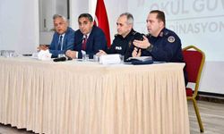 Silifke'de eğitimde güvenlik toplantısı gerçekleştirildi