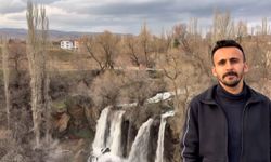 Sivas'ın Sızır Şelalesi Bahar ile Canlandı