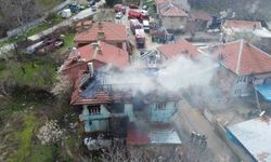 Sobadan kaynaklanan yangın, evi kullanılamaz hale getirdi