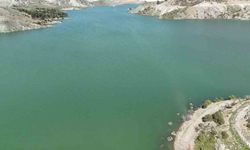 Tarihi Altınlı Köprü, baraj sularında kayboldu