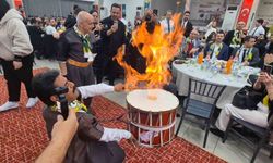 Tekirdağ'da Şanlıurfa Rüzgarı: 1 Ton Çiğ Köfte İkramıyla Geleneksel Gecenin Keyfi