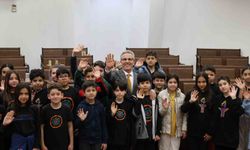 Tetik: 'Gözlerinizdeki ışık hep parlasın'