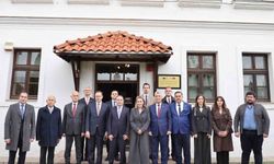 Ticaret Bakanı Bolat, Kosova'daki KFOR Karargahı'nı ziyaret etti