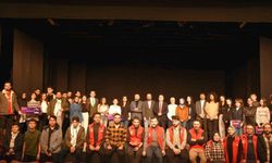 Tiyatro Yarışmasında Birinciliği Demir Ateşi Elde Etti