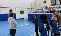 Tomarza'da 23 Nisan coşkusu masa tenisi ve dart turnuvalarıyla kutlandı