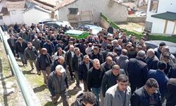 Traktör kazasında hayatını kaybeden genç son yolculuğuna uğurlandı