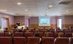 Tunceli'de sağlık çalışanlarına kolorektal kanser üzerine eğitim verildi