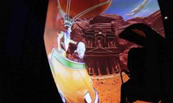 Türkiye'de Bir İlk: Uçan Sinema Deneyimi Vatandaşları Büyülüyor