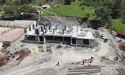 Vali Masatlı Belen'deki eğitim inşaatını yerinde inceledi