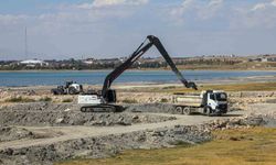 Van Gölü'nden 2 Milyon Metreküp Dip Çamuru Temizlendi