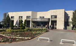 Yenişehir Belediyesi'ne yolsuzluk baskını: 30 kişi gözaltında