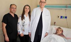 Yumurtalık kanseri teşhisi konan hasta 12 günde iyileşti