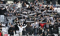 Altay ve Ahmet Nur Çebi, İzmir'de bir araya geliyor
