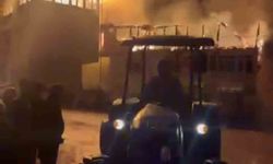 Amasra'da bir evde çıkan yangın cami ve köy konağını etkiledi