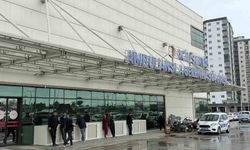 Dışarıdan alınan salamdan zehirlenen 4 öğrenci hastaneye kaldırıldı