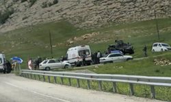 Diyarbakır'da mezuniyet kutlamasına giden öğrencilerin aracı kaza yaptı: 6 yaralı