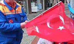 Edirne'de 1 Mayıs sonrası Türk bayraklarının çöp kutusuna atılmasına tepkiler yükseldi