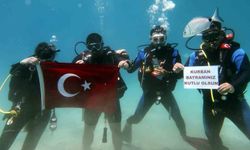 Fethiye'de dalgıçlardan su altı bayram festivali