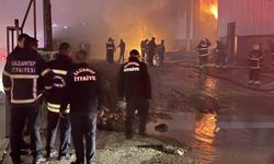Gaziantep'te mobilya fabrikasında alevler yükseldi