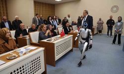 İnsansı robot CANİKMAN mecliste: Tarihi anlar
