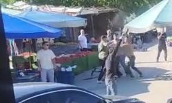 İzmir'de pazarcılar arasında yaşanan silahlı çatışma görüntülendi