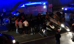 Kahramanmaraş'ta otomobil aydınlatma direğine çarptı: 1'i ağır 3 yaralı