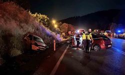 Karayolda feci kaza: 4 kişi hayatını kaybetti, 11 yaralı
