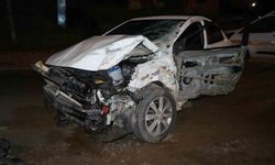 Kırıkkale'de otomobil çekiciye çarptı: 1 ölü, 1 yaralı