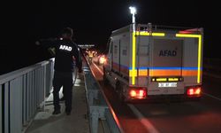 Kızılırmak'a düşen kişi için arama çalışmaları başlatıldı