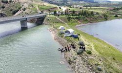 Kızılırmak'ta kaybolan genci arama faaliyetleri sürüyor