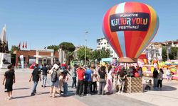 Manisa'da Kültür Yolu Festivali büyük bir coşkuyla başladı