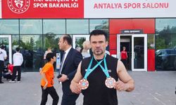 Mardinli sporcu, WAKO Dünya Kupası'nda gümüş madalya kazandı