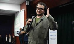 Prof. Dr. Oytun Erbaş: 'Sosyal medya bir tür bağımlılıktır'