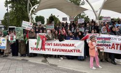 Sakaryalı aktivistin kızı, İsrail'in saldırısını kınadı