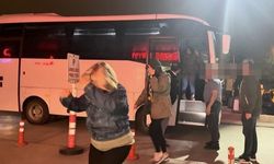 Tepebaşı Belediyesi'ne yönelik operasyonda gözaltındaki şüpheliler hastaneye götürüldü