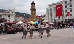 Yozgat'ta Halk Dansları Şenliği büyük ilgi gördü
