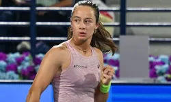Wimbledon’da Zeynep Sönmez’den büyük zafer! 28 numaralı seribaşını eledi