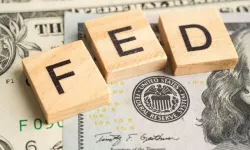 Fed faiz kararı için geri sayım başladı: Altın ve dolarda kritik saat belli oldu