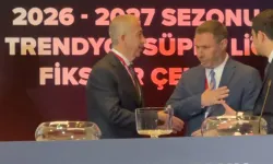Fikstür çekiminde buz gibi anlar: Galatasaray ve Fenerbahçe arasında el sıkışma gerilimi