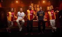 Galatasaray’ın 5 yıldızlı formaları görücüye çıktı: Galatasaray yeni sezon forması ne kadar?