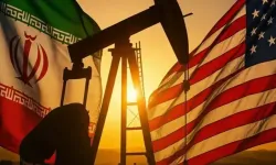 ABD İran’ı kamikaze deniz araçlarıyla vurdu! Brent petrol 80 doları aştı