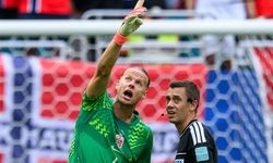 İngiltere’nin golü öncesi top kamera kablosuna çarptı mı? FIFA tartışmaya son noktayı koydu