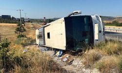 Eskişehir’de yolcu otobüsü şarampole devrildi: 24 yaralı! Şoförle ilgili dikkat çeken iddia