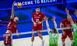 Türkiye-Slovenya voleybol maçı kaç kaç bitti? Filenin Efeleri elendi mi?